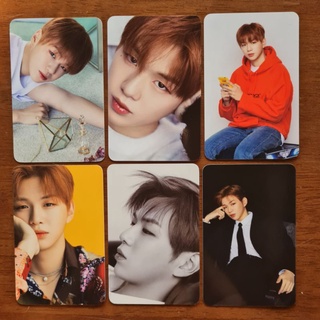 [แท้/พร้อมส่ง/เลือกแบบ​] โฟโต้การ์ด Photocard คัง​แดเนียล​ Kang Daniel 2022 Seasons Greetings