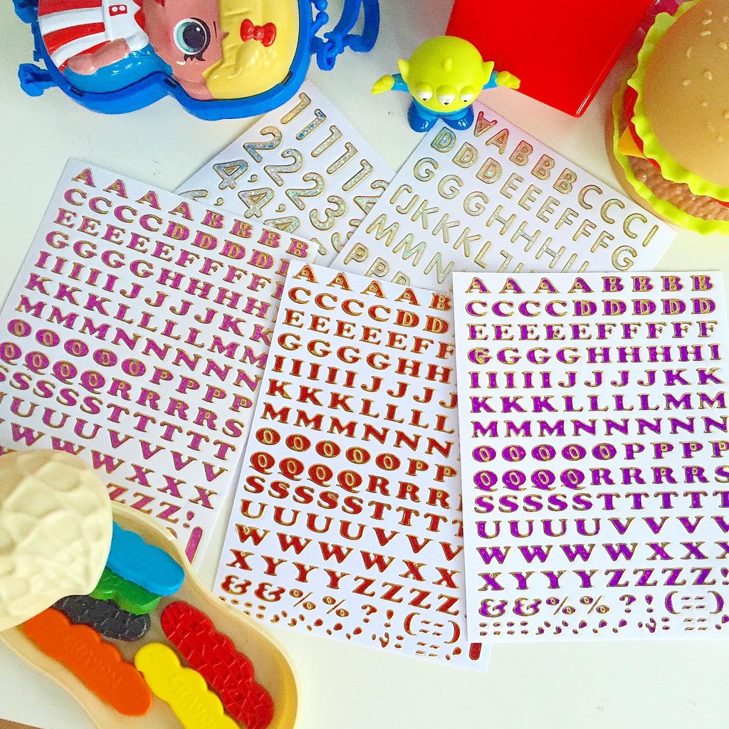 สติ๊กเกอร์ 90s ⭐️ หมวดหมู่ alphabet (A-Zเท่านั้น) : เซ็ตที่ 2