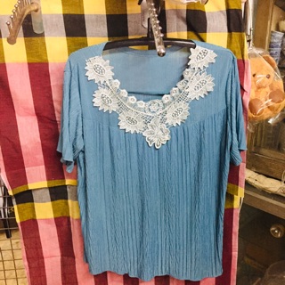 เสื้ออัดพีทสีฟ้า ทรงโอเวอไซต์