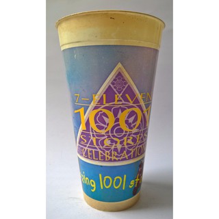 มือ2,แก้วน้ำพลาสติกขนาดประมาณ 18 oz ของสะสมจาก7-11 ฉลองครบ 1001 สาขา 7-11 ในประเทศไทย 1001 stores celebration