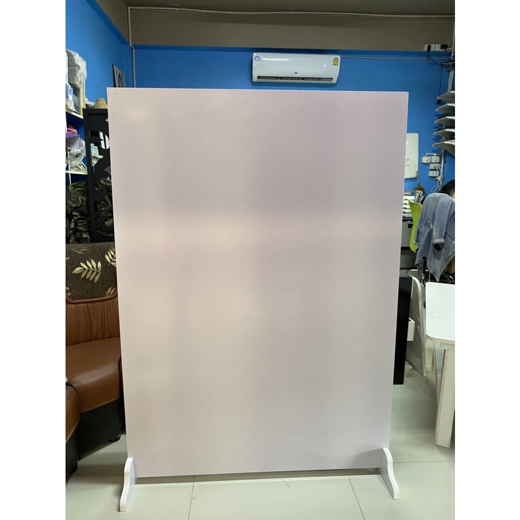 ฉากกั้นทึบพลาสวูดเเผ่นเรียบขนาด100x140 Cm.หนา10mm./1ชิ้นพร้อมขาตั้ง
