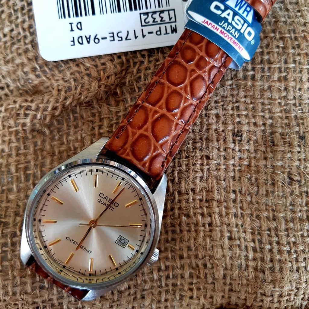 Casio สายหนังลาย exotic MTP-1175E-9ADF นาฬิกาข้อมือผู้หญิง นาฬิกาคาสิโอ้