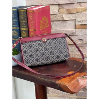 Tory burch t monogram jacquard mini pouchetteColor: Juneberry