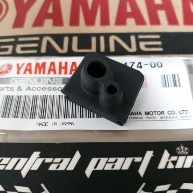 OLSAM RXZ, RZR, DT125 ORIGINAL YAMAHA PUMP HOSE HOLDER RUBBER 18G-13174-00 / 01