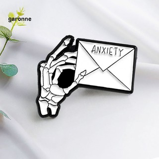 Ga_anxiety ตัวอักษร โครงกระดูก เคลือบมือ เข็มกลัด Pin ผู้ชาย ผู้หญิง กางเกงยีนส์ แจ็กเก็ต เครื่องประดับ