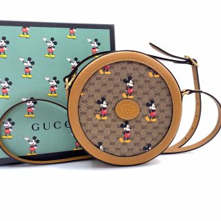 New Disney x Gucci Round Crossbody Bag

limited