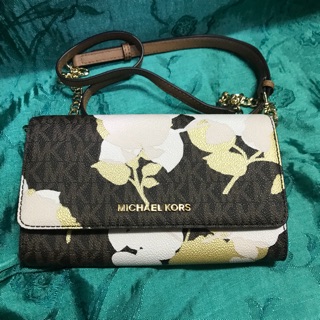 ราคาเท!! Michael Kors crossbody clutch