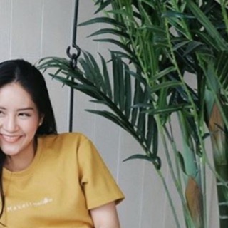 เสื้อผ้า เสื้อยืด mellow ผ้านิ่ม สี มัสตาส mustard ผ้าดี ระบายอากาศได้ดี สีเหลือง