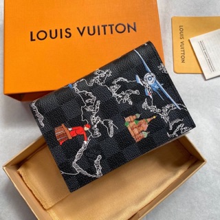 LOIUS VUITTON  passports cover