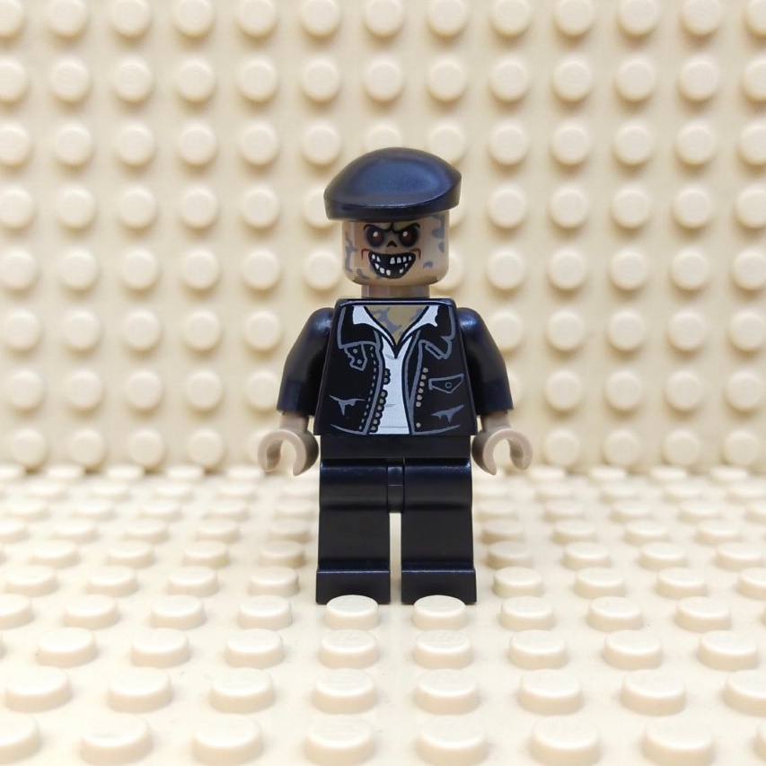 75827 LEGO Ghostbusters Split Minifigs Zombie Driver (gb009)