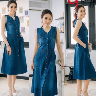 ชุดยีนส์ แม๊กซี่เดรส เดรสยีนส์ยาวแขนกุดคอวี อกและกระโปรงมีกระเป๋า กระดุมหน้าแกะได้มีสม็อคเอวด้านหลัง รหัส MA5813