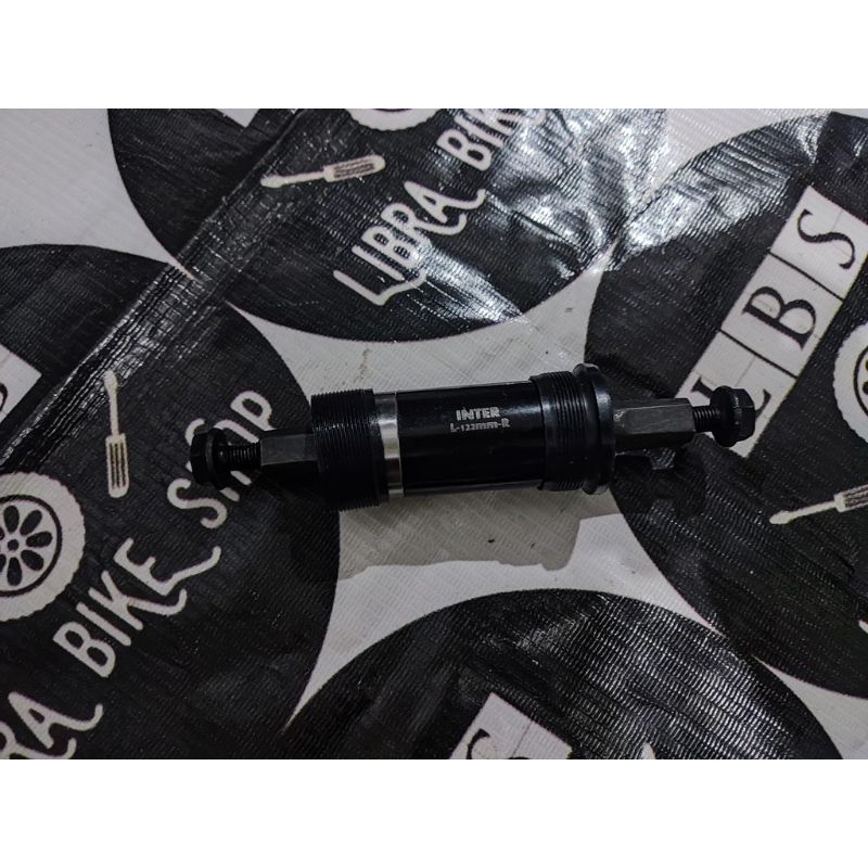 BB BOTTOM BRACKET INTER 122 MM SQUARE TAPE Box