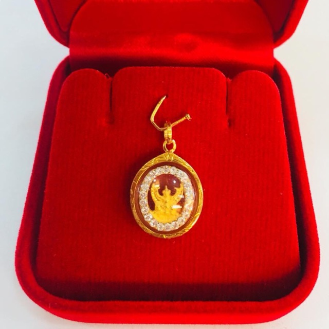 จี้ทองแท้พญาครุฑเลี่ยมทอง ทอง75%  เลี่ยมกันน้ำ (ตัวพญาครุฑไม่ใช่ทองค่ะ)