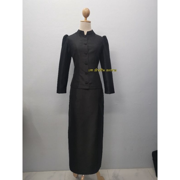 #ตัดโดยช่างไทย จิตรลดา​สีดำ  แยกเสื้อ390​-490 ซิ่น​ 390-490บาทค่ะ