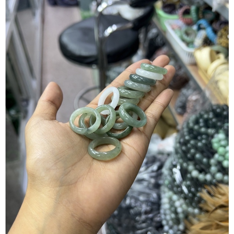 แหวนหยกเจไดต์หน้าเล็ก เกรดใส