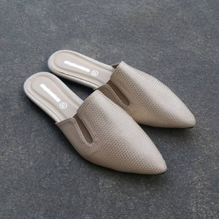 รองเท้า Flat Mules  หัวเเหลม