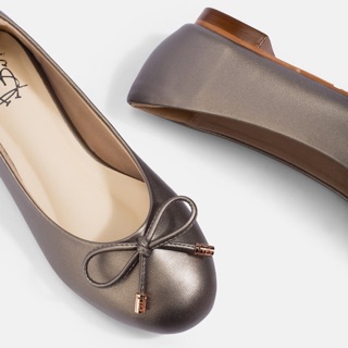 Premium Mary Flats : Metallic