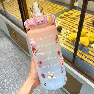ขายส่ง ขวดน้ำ 2 ลิตร กระติกน้ำ 2ลิตร สีรุ้ง ลายน่ารัก ขวดน้ำพลาสติก แบบพกพา บอกเวลา วัสดุปลอดภัย