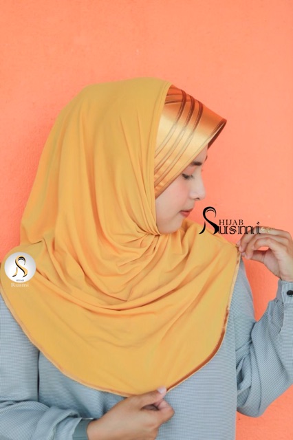 ถูกสุดๆ 99฿ ปกแข็งลายกุ้น สามารถทักแม่ค้าเพื่อลายกุ้นเปลี่ยนสีตามใจชอบค่ะ