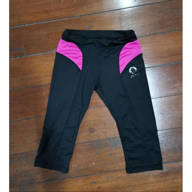 กางเกงออกกำลังกายผู้หญิง 3 ส่วน #Spin