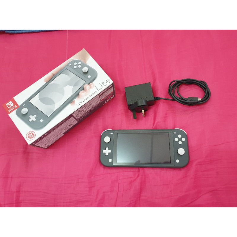 เครื่อง Nintendo Switch Lite Grey มือสอง