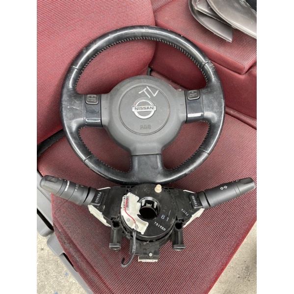 พวงมาลัย nissan Cube Z11 พร้อมชุดยกเลี้ยว