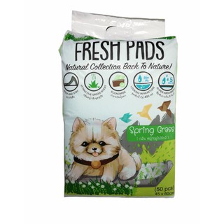 Fresh Pads ขนาดสินค้า 45 x 60 ซม.​บรรจุ50ชิ้นแผ่นรองฉี่สุนัข กลิ่นหญ้าฤดูใบไม้ผลิ