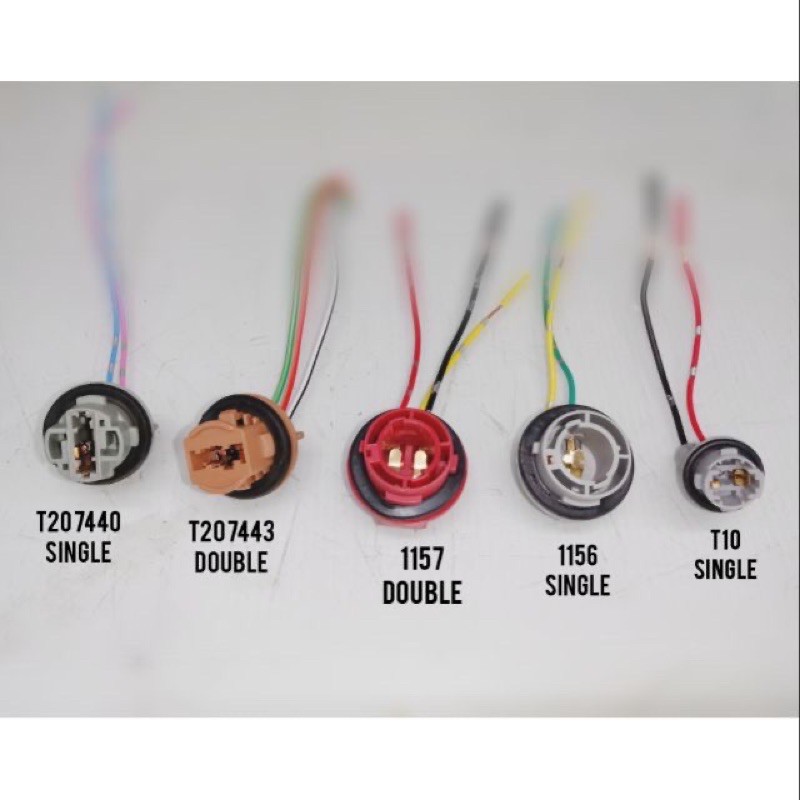 T20 7440 T20 7443 T10 T15 1156 1157 ปลั๊กไฟท้ายอะแดปเตอร์หลอดไฟซ็อกเก็ตซ็อกเก็ตรถ