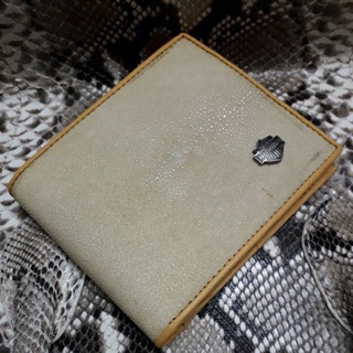 stingray  wallet  กระเป๋าหนังปลากระเบนแท้beige+++++