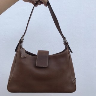 Coach shoulder bag สวยจ้าส่งฟรี