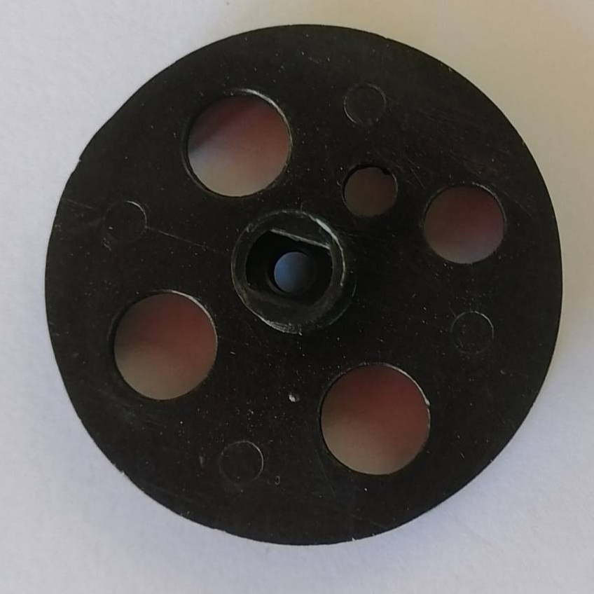 กรงหราวิทยุ ธานินทร์ แท้