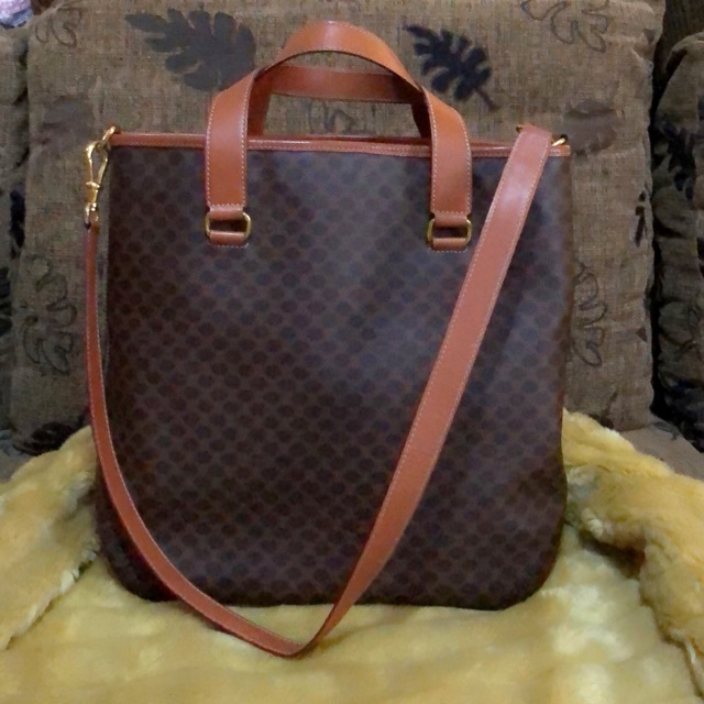 กระเป๋า Celine shopping bagมีสายสะพายมือสองของแท้