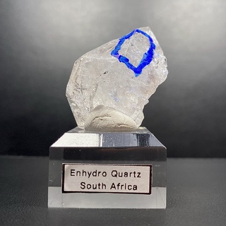 Rare Item ⚡️ ผลึกควอตซ์ธรรมชาติ มีน้ำภายใน (Enhydro Quartz Specimen from South Africa on Acrylic Stand)