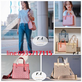 【พร้อมส่ง 】F.A ว่าแท้100%  COACH Field tote 22 C3865 C5017กระเป๋าสะพายสุภาพสตรี  กระเป๋า Messenger กระเป๋าหู ดีสุด ๆ