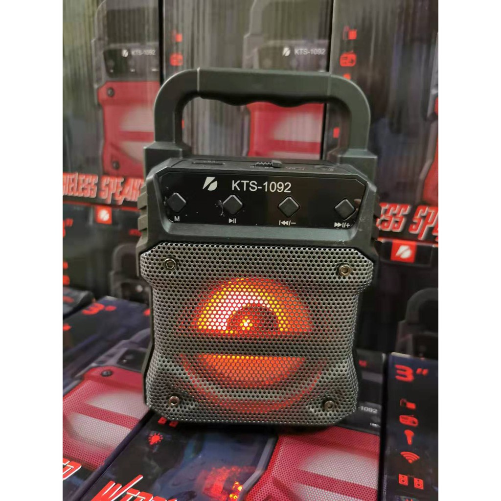 ลำโพงบลูทูธ เสียงดังรุ่น สามารถเสียบไมค์โคโฟนได้ และ ระบบ LED.ค่ะ KTS-1092