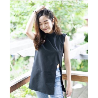 YARN - U top (black)