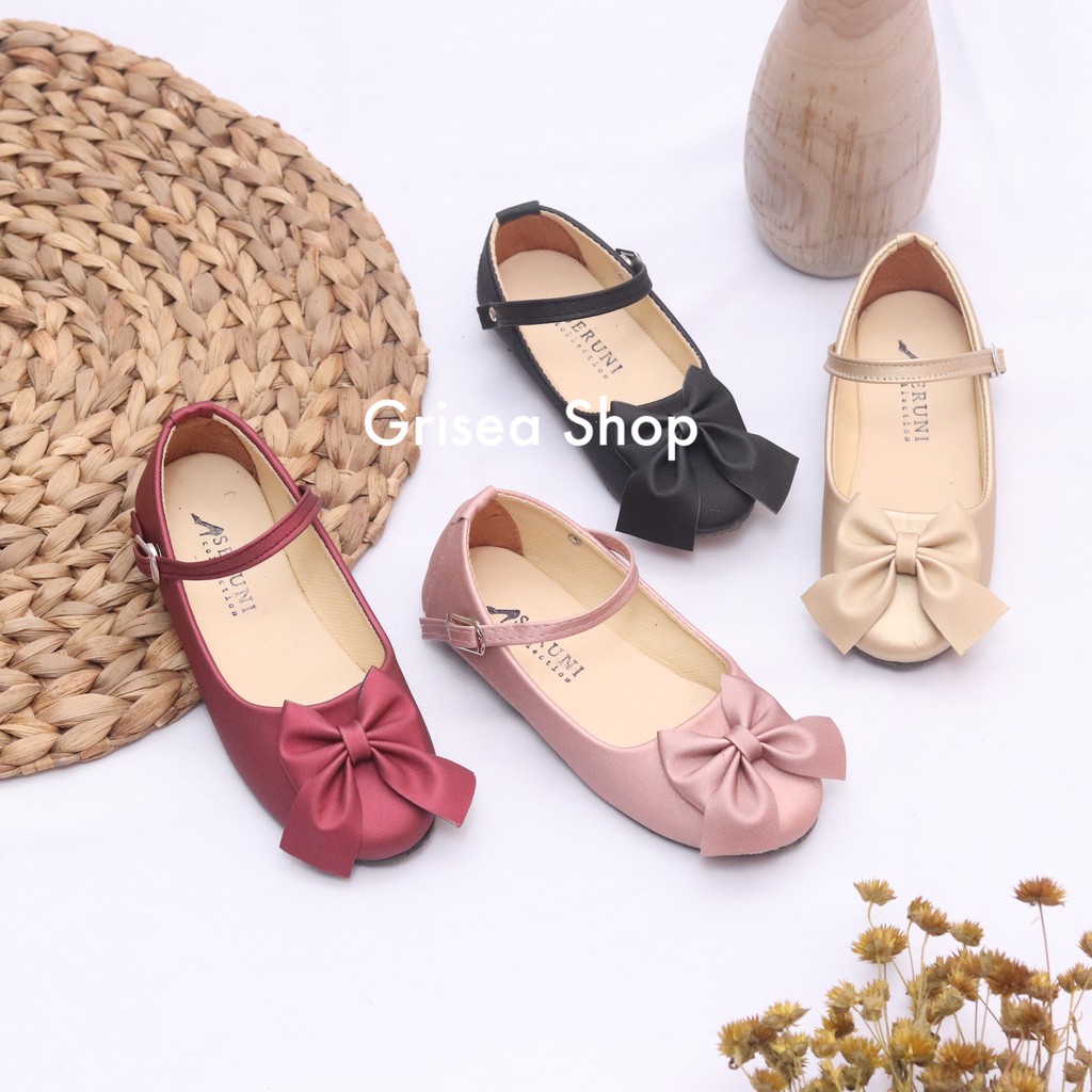 รองเท้าเด็กผู้หญิง Grisea Mira Andin / รองเท้าแฟลตเด็ก / รองเท้าเต้นบัลเลต์เด็ก รุ่น MSH-05