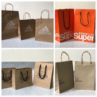 ถุงกระดาษ adidas superdry