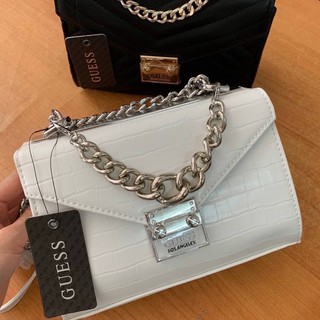 GUESS แท้ 100% งานหรูมาก Outlet หลุด QC 690 บาท