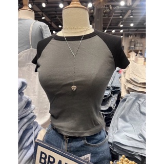 พรีออเดอร์ PREORDER Brandy Melville ของแท้ 100% Grey Bella top