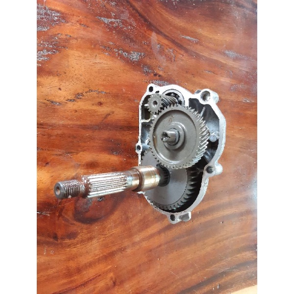 ชุดเฟืองท้าย mio fino nouvo (แท้ถอดตามสภาพ)ไม่รวมแกนล้อ