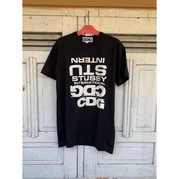 เสื้อยืด cdg x stussy มือสอง