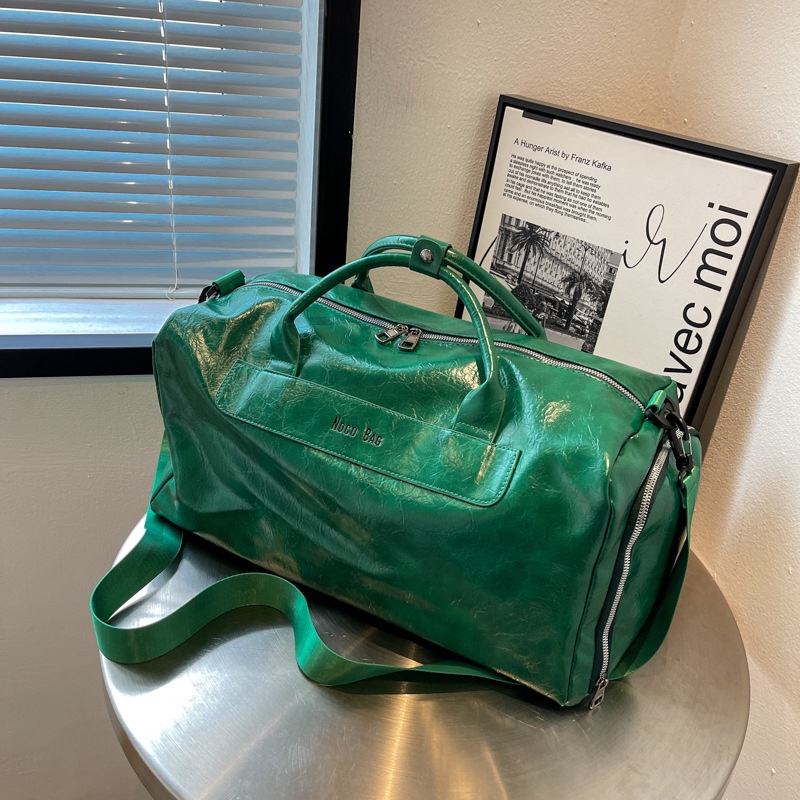 🔥ส่งเร็ว กระเป๋าหนังpuกันน้ำสวยมาก สำหรับเดินทางขนาดใหญ่ มีช่องใส่รองเท้าโดยเฉพาะ สะพายเข้ายิมเท่ๆ