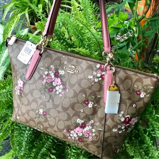 Coach AVA LOGO TOTE WITH FLORAL BUNDLE