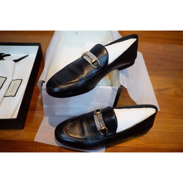 99% New - Gucci Leather Horsebit loafer Size 38