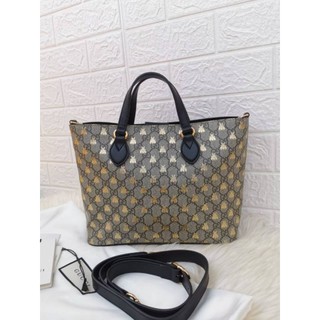Gucci​ supreme​ bee​ tote