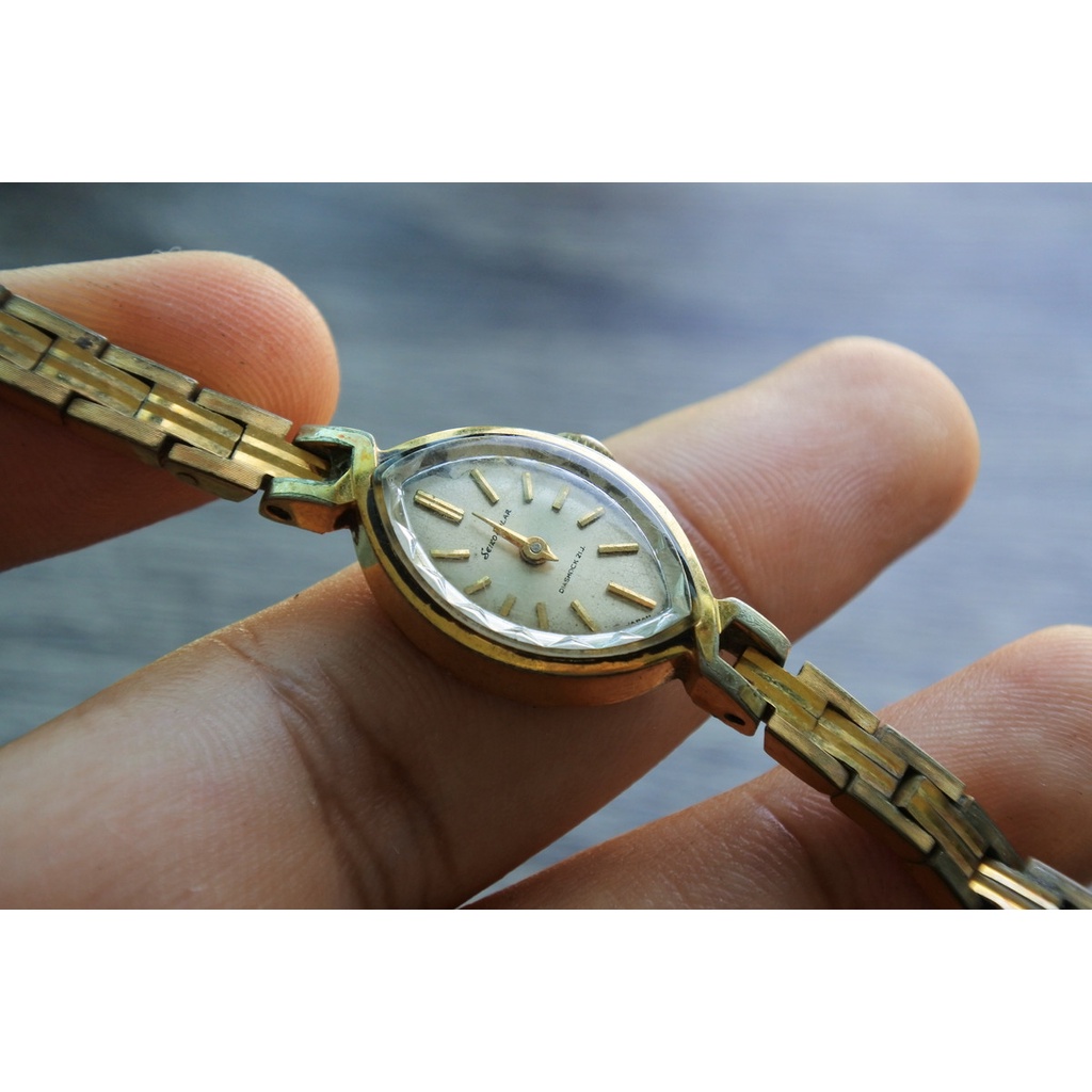 นาฬิกา Vintage มือสองญี่ปุ่น Seiko   ระบบ ไขลาน Solar 21j Diamshock White Dial ชุบทองคำ 16mm