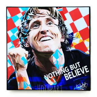 Luka Modric ลูก้า โมดริช โครเอเชีย Croatia เรอัลมาดริด Real Madrid รูปภาพ​ติด​ผนัง​ pop art ฟุตบอล​ กรอบรูป​​ รูปภาพ​