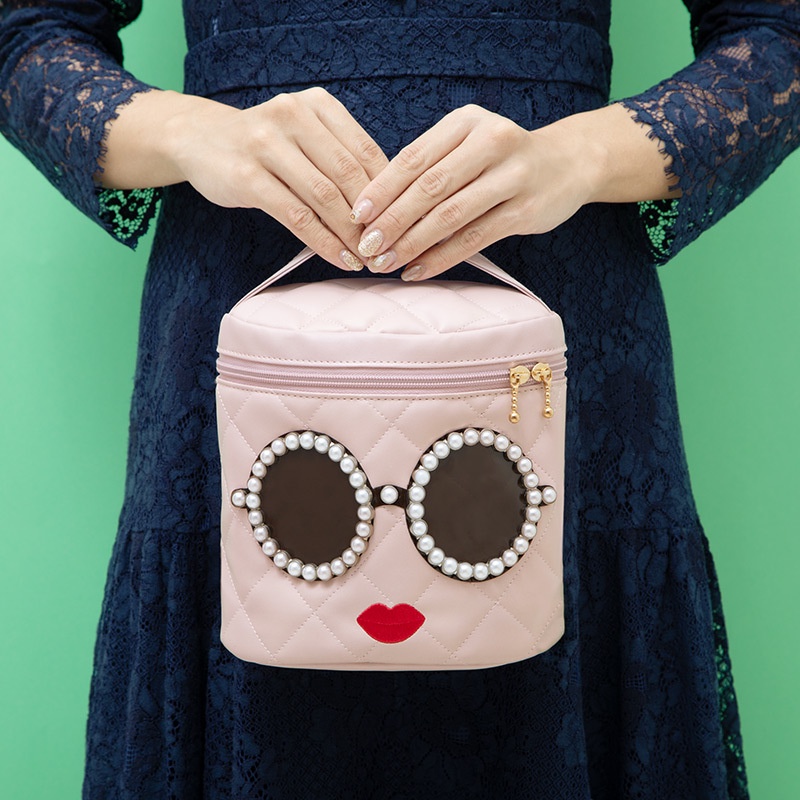 กระเป๋านิตยสารญี่ปุ่น A-jolie แว่นกันแดด ปากแดง กระเป๋าเครื่องสำอางพกพา