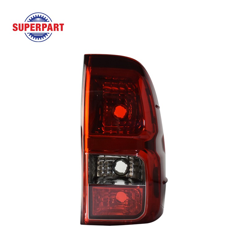 ไฟท้าย(เสื้อ)  REVO  15- แท้ห้างTY  ขวา(โคมขาว/แดง)  :1(81551-0K271)